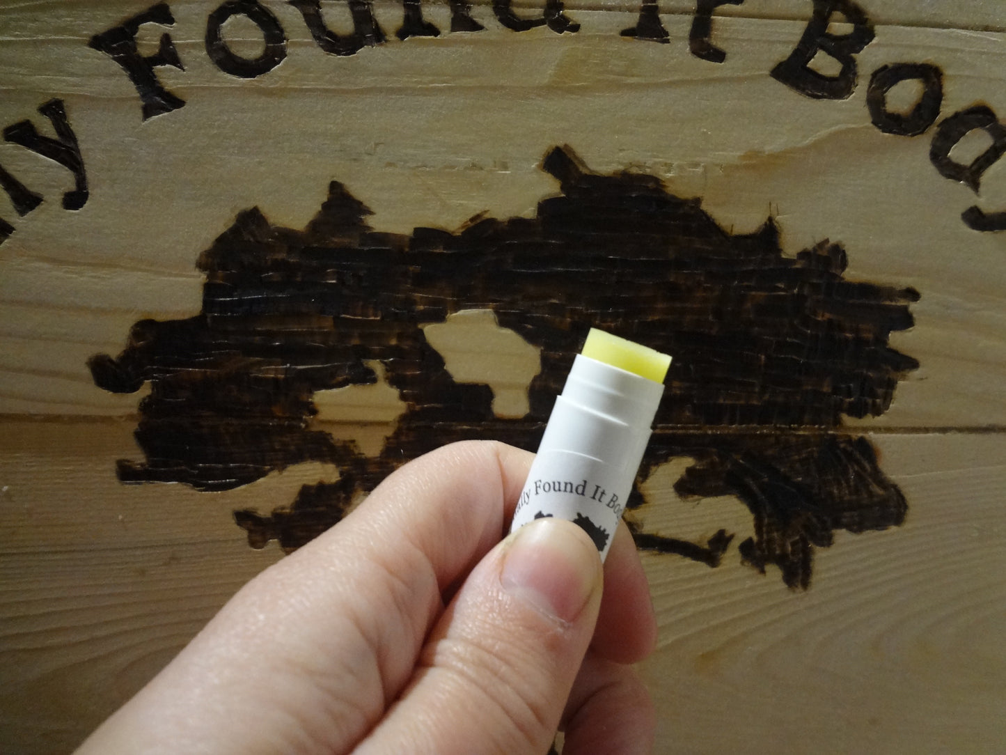 Peppermint Lip Balm - Dry, Damaged Lips - Long Lasting, Use Once or Twice a Day, High Quality Ingredients