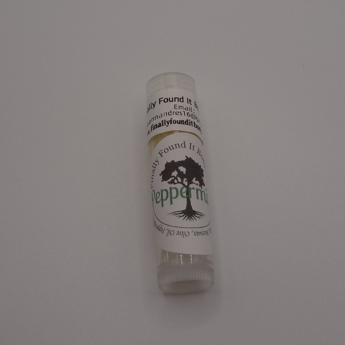 Peppermint Lip Balm - Dry, Damaged Lips - Long Lasting, Use Once or Twice a Day, High Quality Ingredients