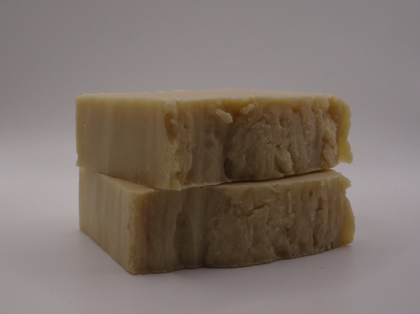 The Adventure Soap - All In One Shampoo Bar - Deters Mosquitoes, Ticks and Pests. Promotes hair health and scalp health. Moisturizing, Lathers exceptionally well.