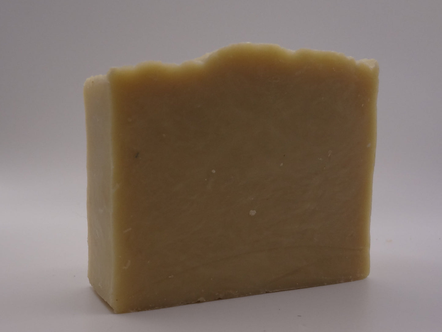 The Adventure Soap - All In One Shampoo Bar - Deters Mosquitoes, Ticks and Pests. Promotes hair health and scalp health. Moisturizing, Lathers exceptionally well.