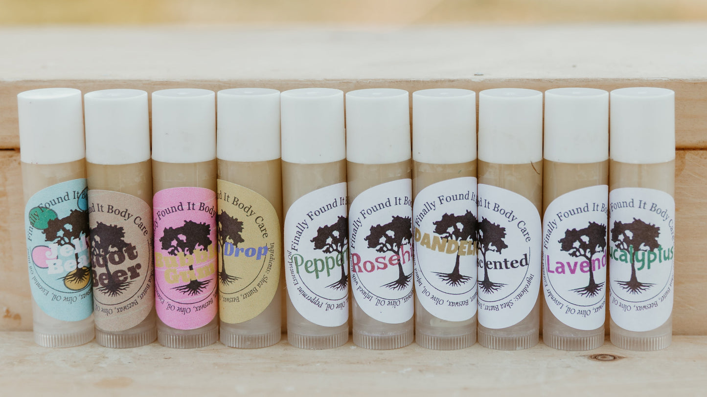 Peppermint Lip Balm - Dry, Damaged Lips - Long Lasting, Use Once or Twice a Day, High Quality Ingredients