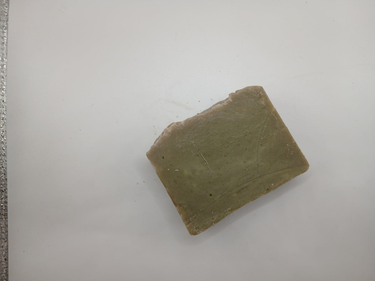Eczema Psoriasis (Nettle Leaf and Red Clover) Soap - All In One Shampoo Bar - Damaged Skin, Dry Skin, Eczema, Psoriasis, Broken Skin, Rashes - For Sensitive Skin, Promotes Hair Health and Scalp Health, Skin Repair.  Plant Properties include Magnesium.